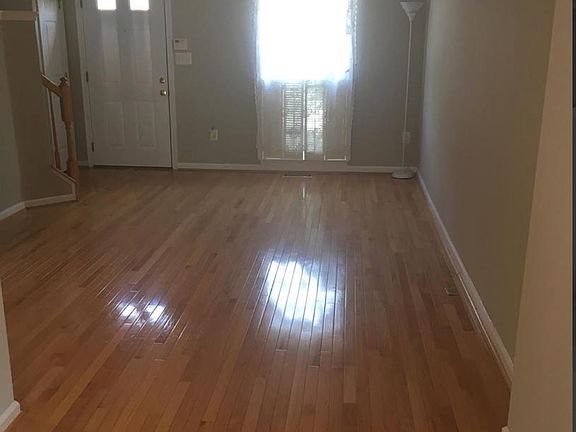 4th image of 3209 Water Lily Ct