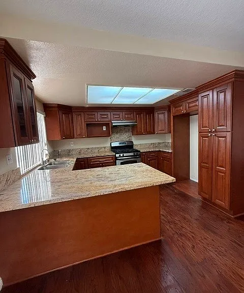 2300 Maple Ave #16 — Photo 14