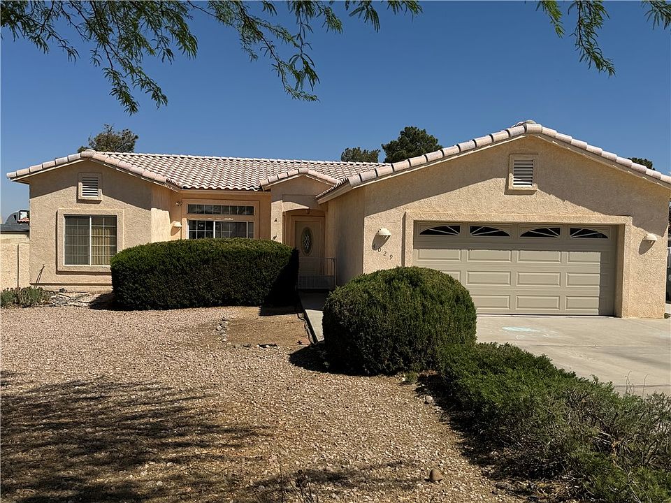 1st image of 4029 Roma Rd