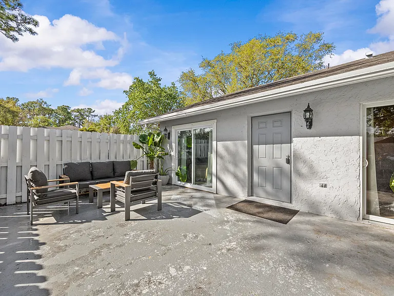 1368 Periwinkle Pl — Photo 20