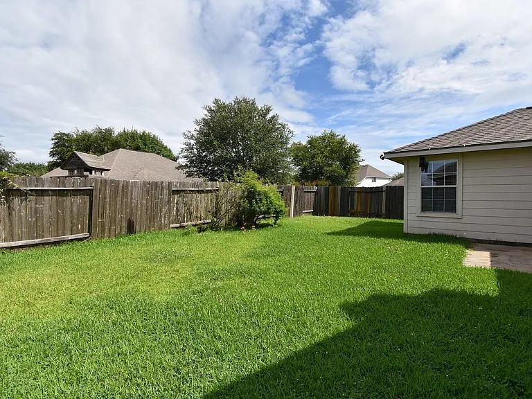 128 Long Canyon Ln — Photo 26