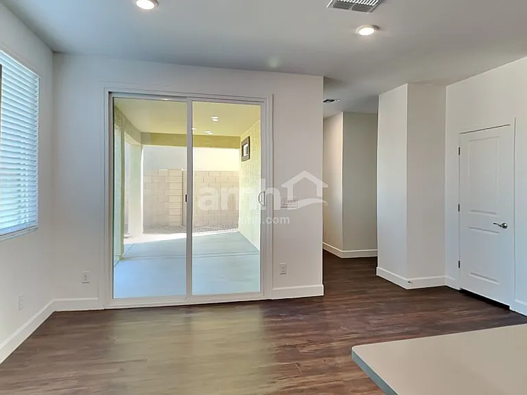 6191 Calle Bilboa — Photo 6