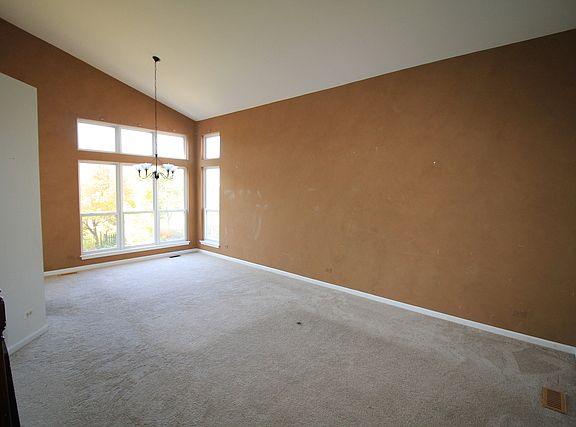 5th image of 436 Sundance Dr