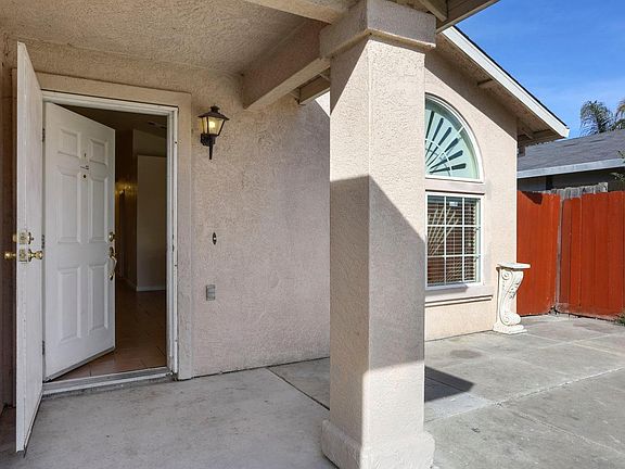 5th image of 3647 Harvey Ave