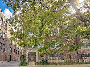 1059 E Hyde Park Blvd APT 1, Chicago, IL 60615