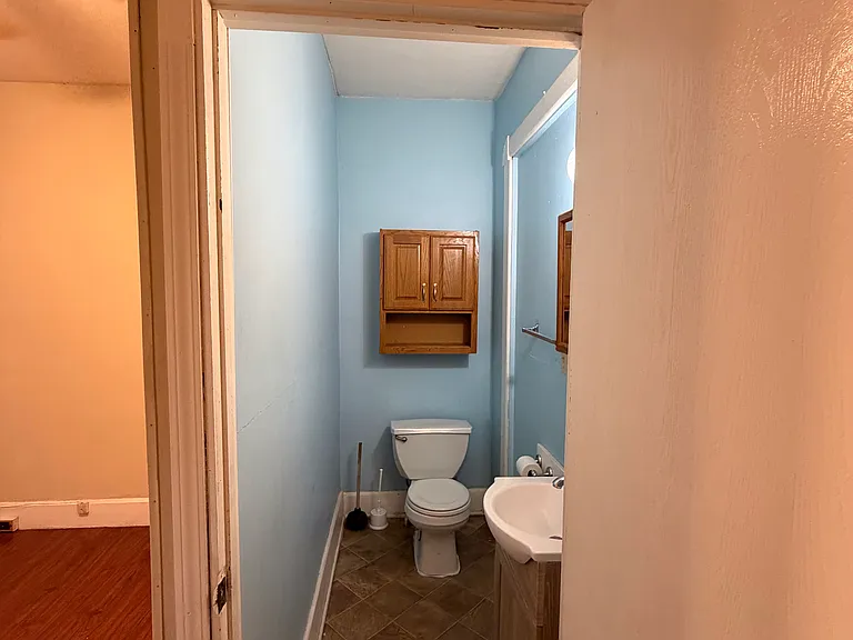 1753 W Morris St — Photo 8