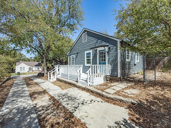 3rd image of 6933 Hatch Rd