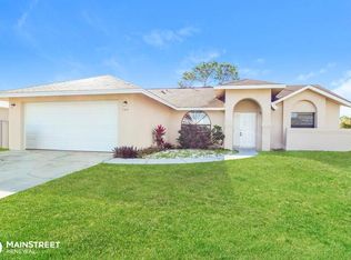 1762 Eatonia St NW, Palm Bay, FL 32907