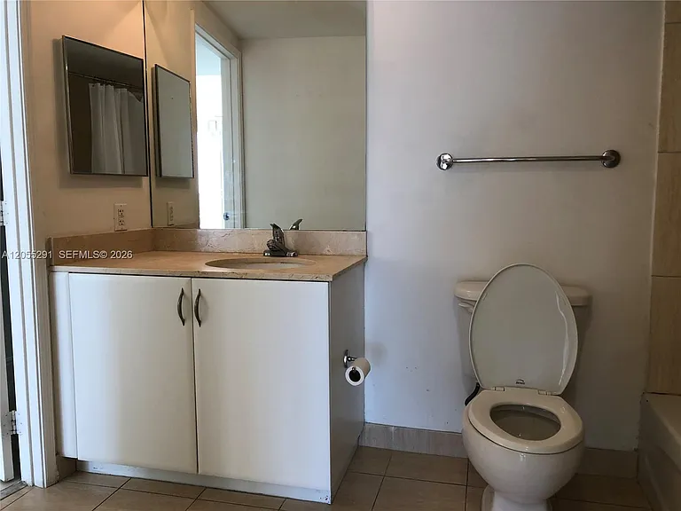 1750 N Bayshore Dr #2012 — Photo 13