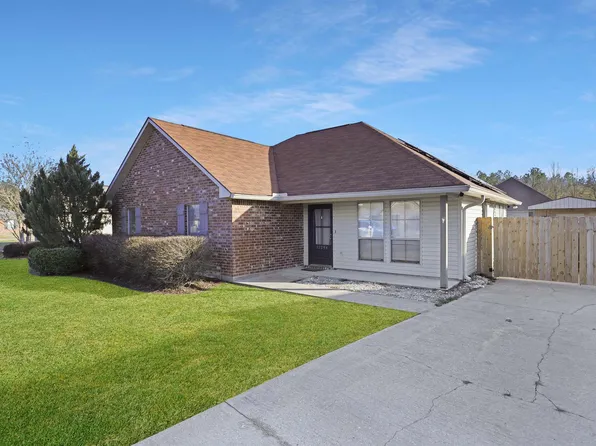 12294 Cottage Hill Dr, Walker, LA 70785
