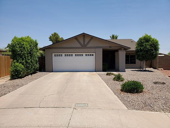 2nd image of 919 N 85th Pl