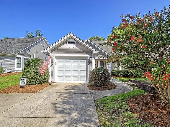 2nd image of 9078 Delancey Cir