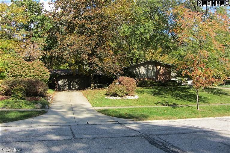 1st image of 19760 Deer Run Ln