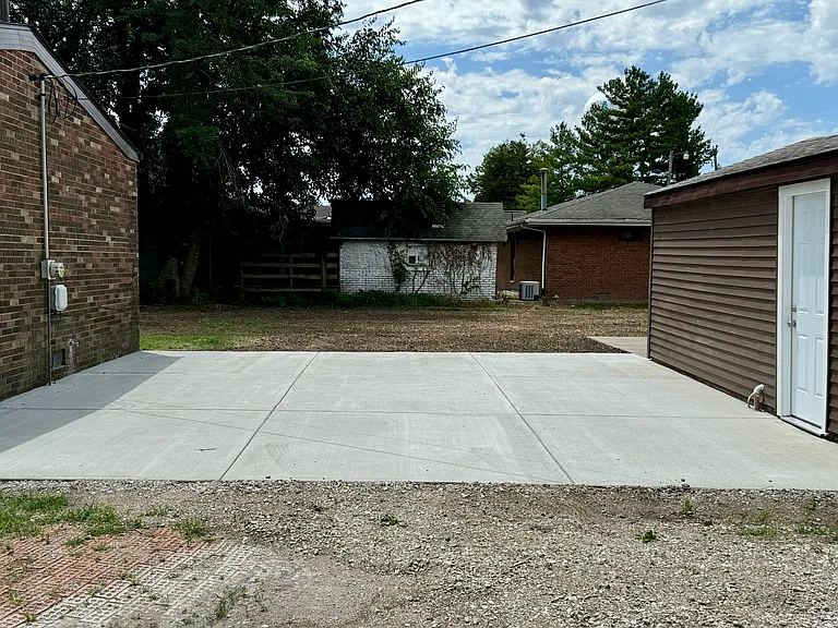 1101 Carroll St — Photo 16