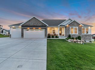 325 S Autumn Blaze Cir, Woodland Hills, UT 84653