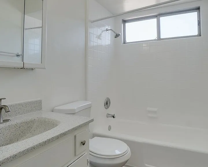 Wave Crest- Apartment — Photo 18