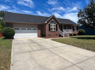 137 Spring Valley Dr, Raeford, NC 28376