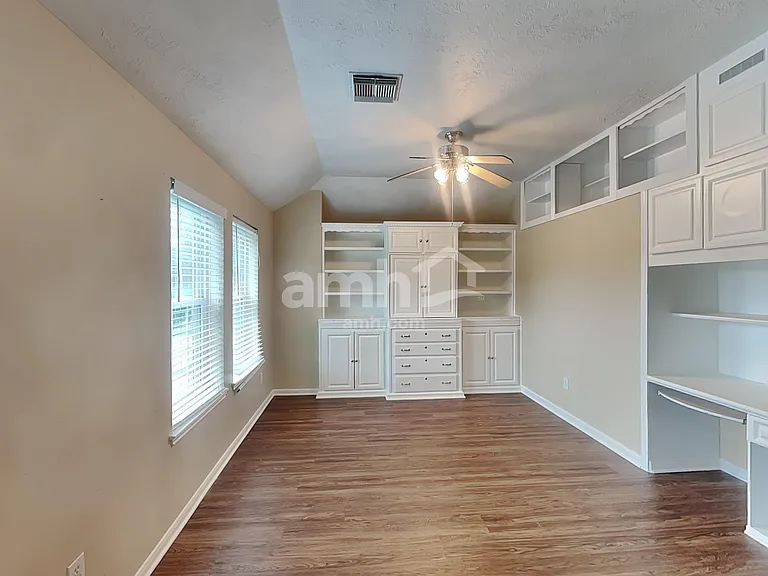 26887 Castlecliff Ln — Photo 10
