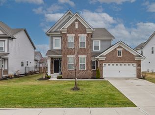 16504 Wilsons Farm Dr, Fortville, IN