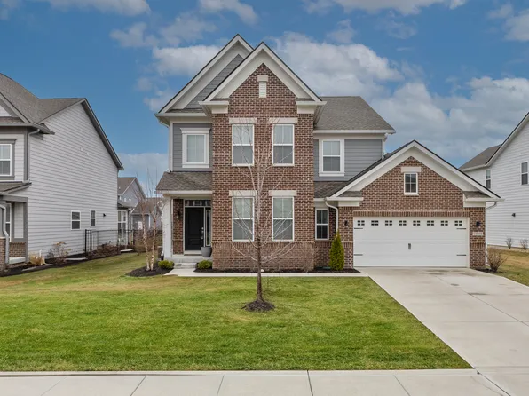16504 Wilsons Farm Dr, Fortville, IN 46040