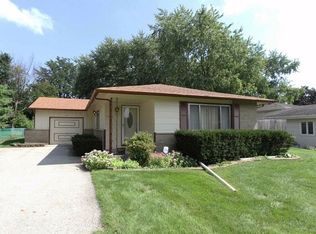 1015 Valewood Dr, Bartlett, IL 60103