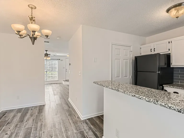 8281 Golf Ridge Dr — Photo 11