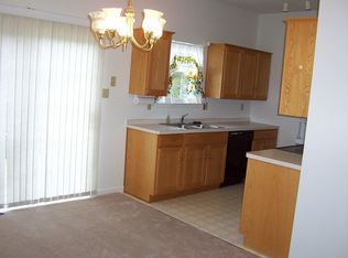 15 Charlemont Ct, Reading, PA 19607