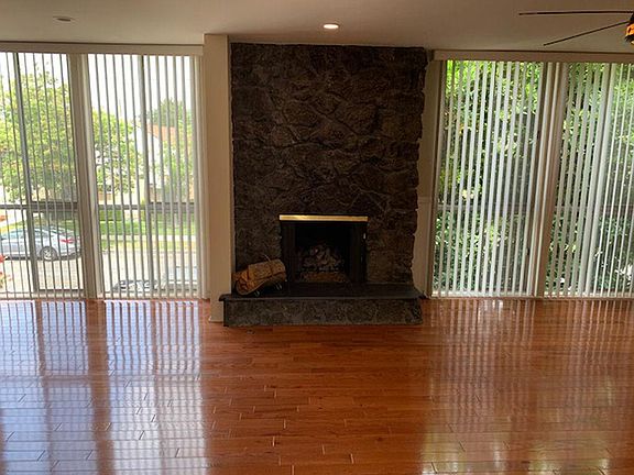 2nd image of 2714 W Clark Ave #3-F