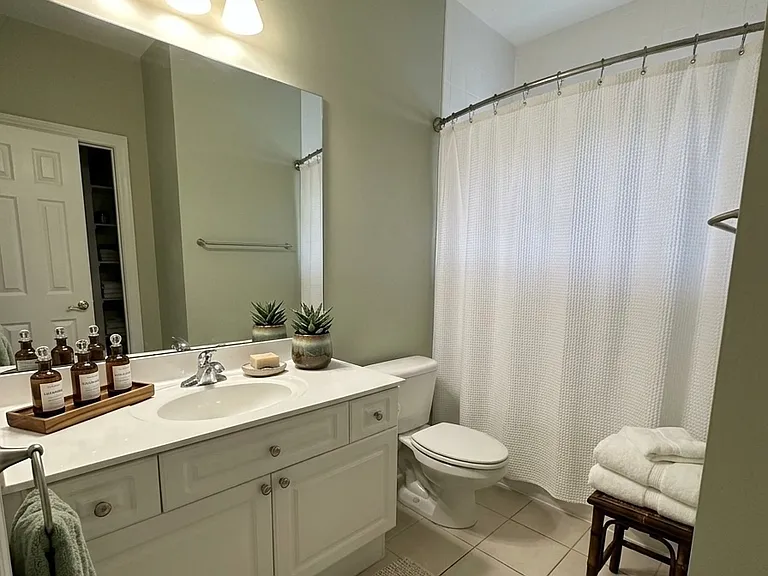 585 Cliftwood Ct — Photo 11