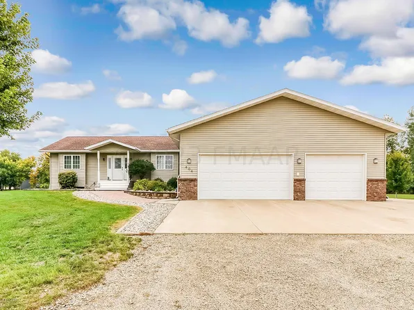 404 Blaine St N, Colfax, ND 58018