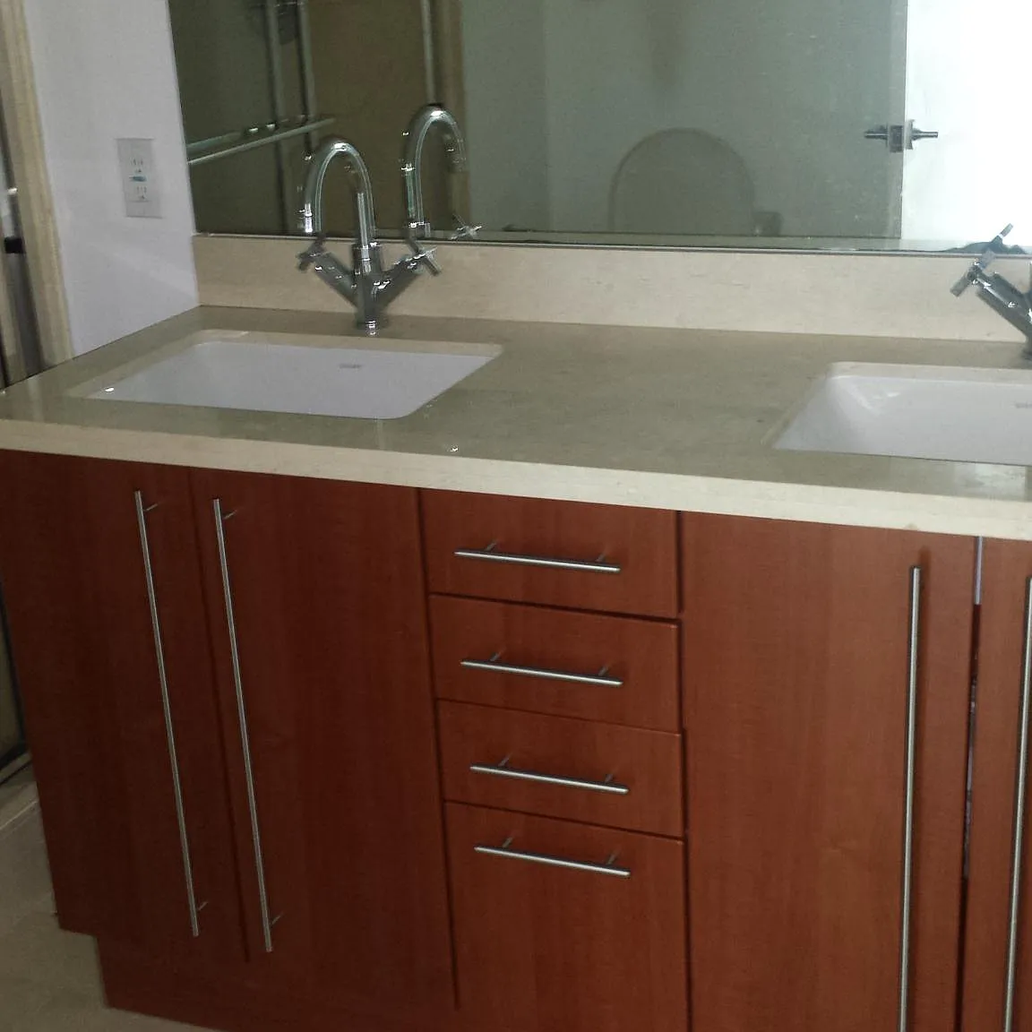 2 bed, 1214 sqft, $3,900 — Photo 4