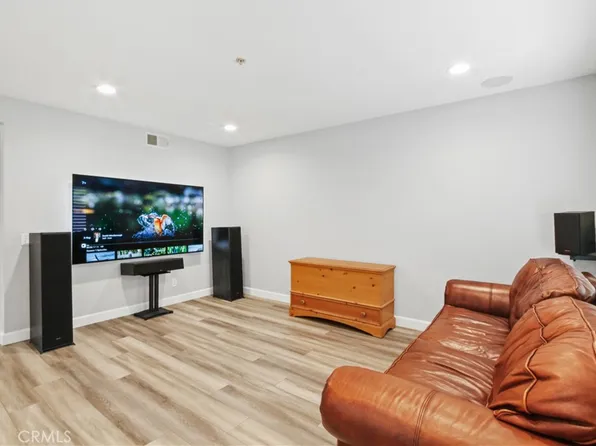 101 S Cross Creek Rd Unit F, Orange, CA 92869
