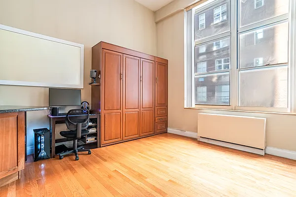Sold by Compass | media 1
