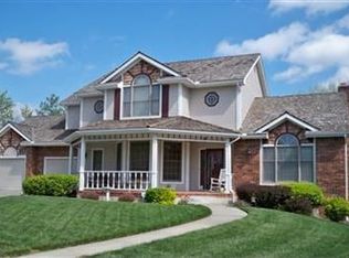 611 Hawthorne Cir, Junction City, KS 66441