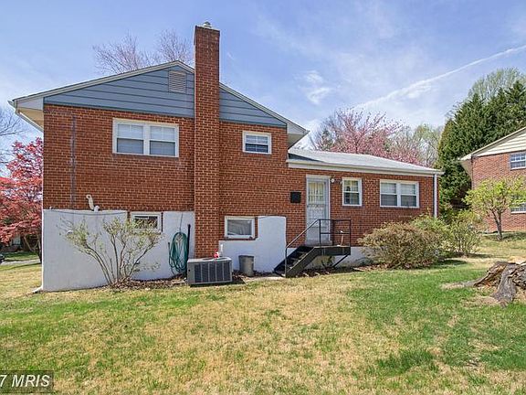 2nd image of 12214 Hunters Ct