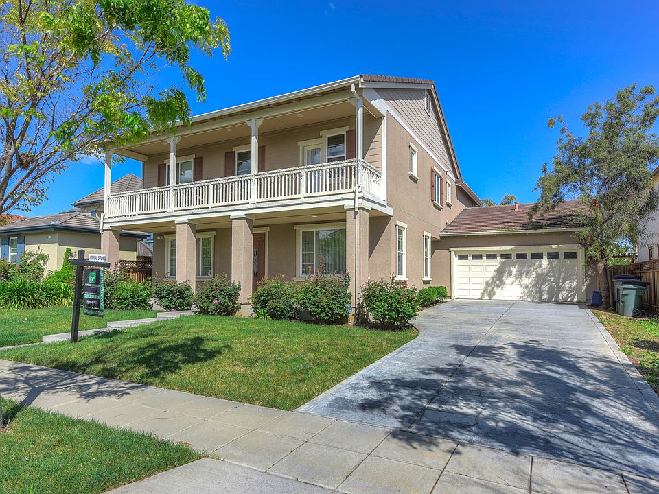 1st image of 79 Sean Ave