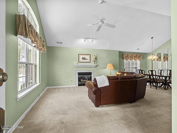 4th image of 10409 Wemberley Hill Blvd