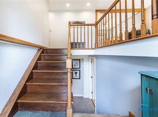 848 Maple Ln, Waterville, OH 43566