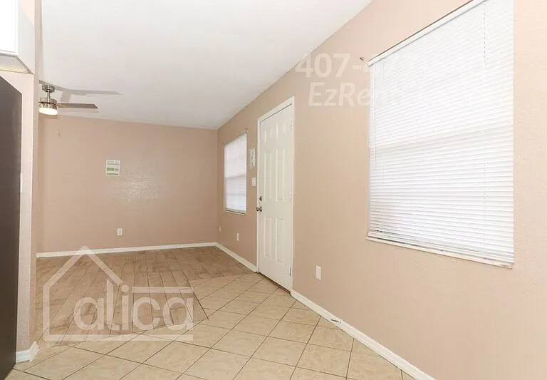 127 Academy Ave — Photo 8