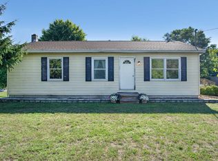 16 Woodside St, Pine Plains, NY 12567