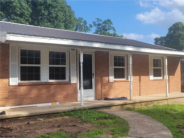 3313 Ridge Rd, Siloam Springs, AR 72761