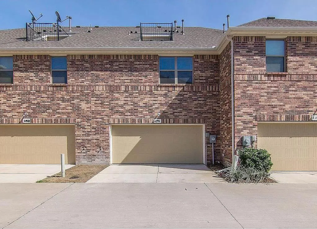 2 bed, 1522 sqft, $2,350 — Photo 2