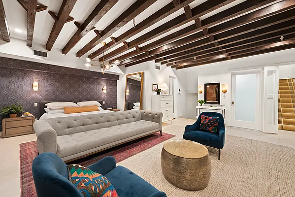 Sold by Corcoran | media 28