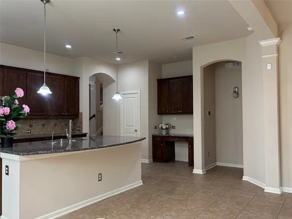 8425 Snow Goose Way, Fort Worth, TX 76118