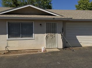 885 E Putnam Ave APT 20, Porterville, CA 93257