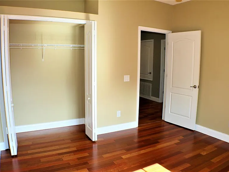 11609 Greensleeve Ave — Photo 36