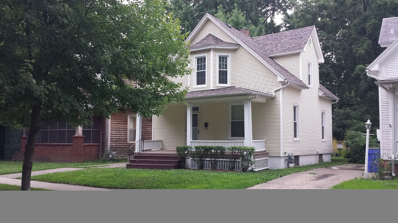 1347 W Decatur St photo 1