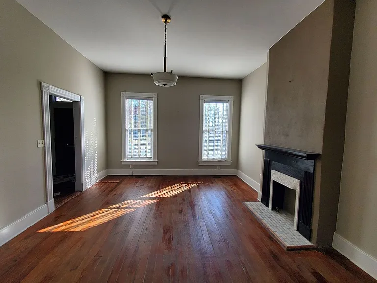 1407 Habersham St — Photo 12