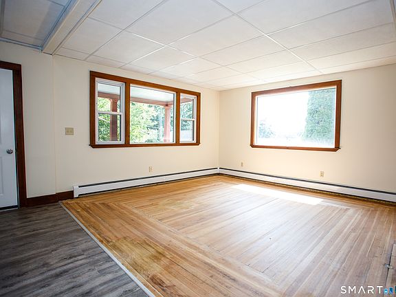 3rd image of 30 Platt Avenue