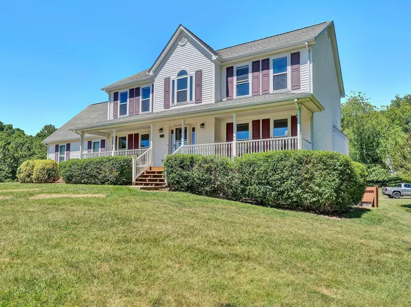 1351 Archway Rd, Blue Ridge, VA 24064